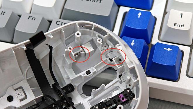 T3 MAX二代双8K游戏鼠标拆解测评pg电子入口跟蝰蛇V3一比高下？雷柏V(图15)
